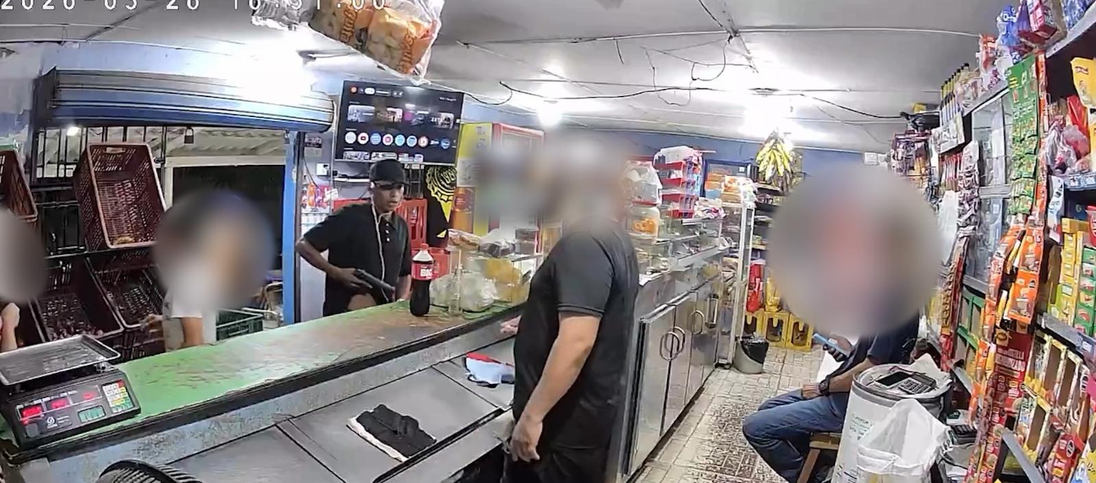 Una de las amenazas extorsivas a una de las víctimas. 