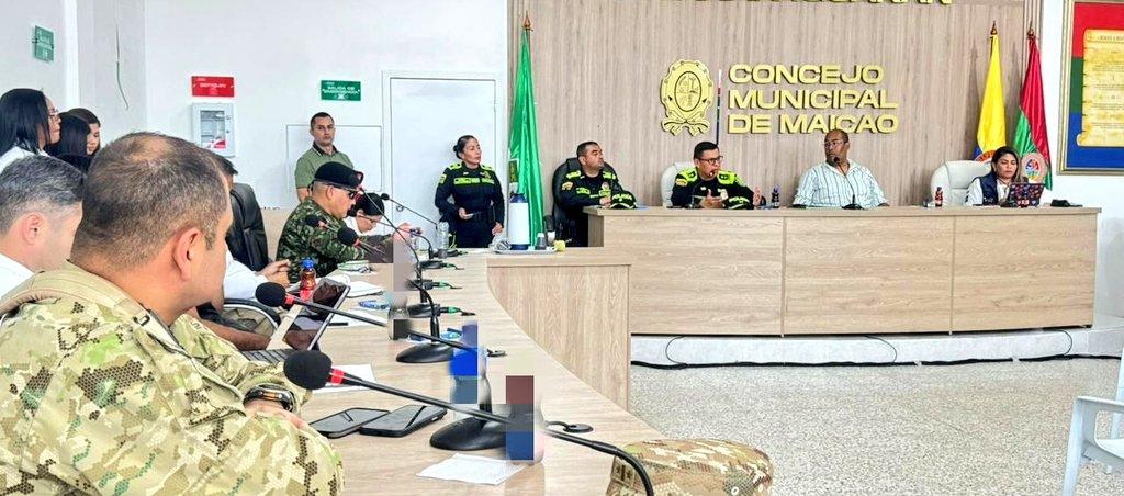 Aspecto del consejo extraordinario de seguridad este lunes en el municipio de Maicao. 