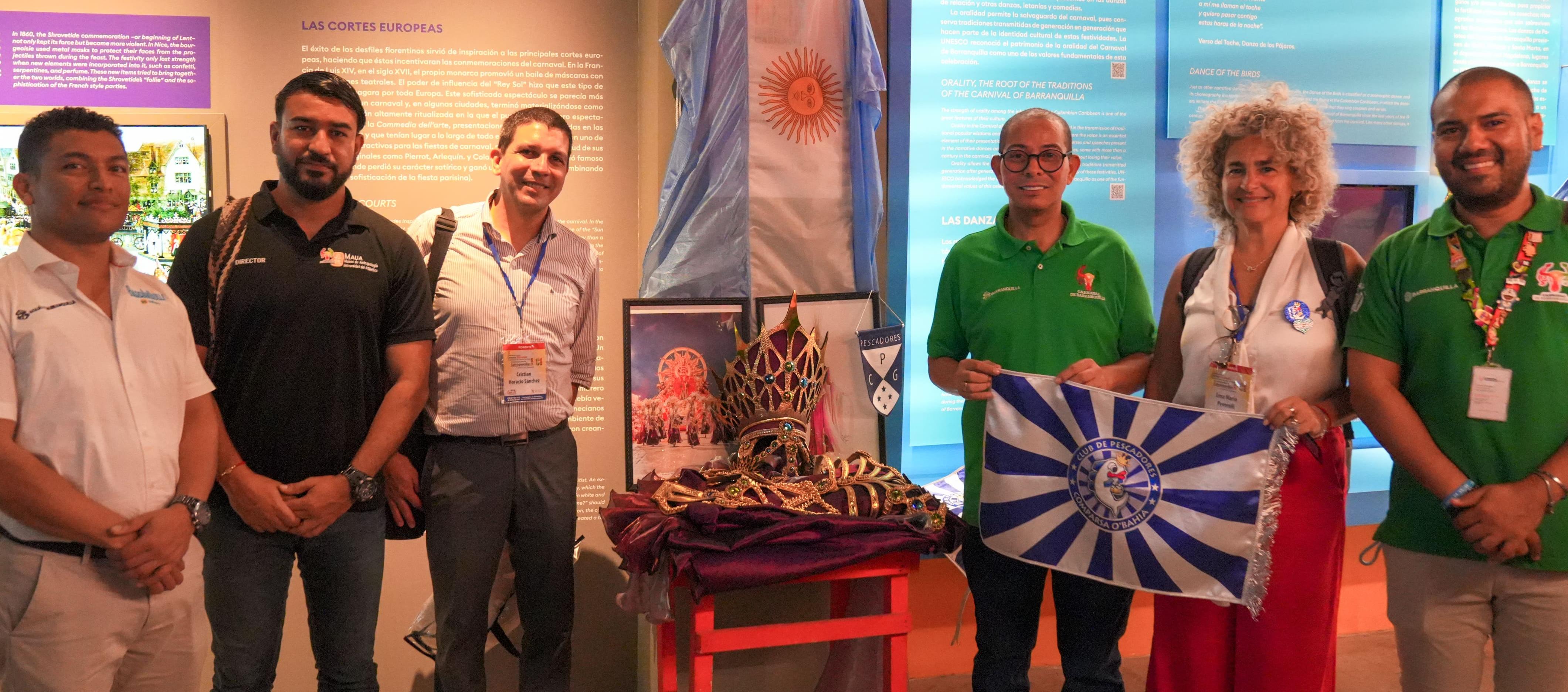 Traje de comparsa O'Bahía, de Argentina