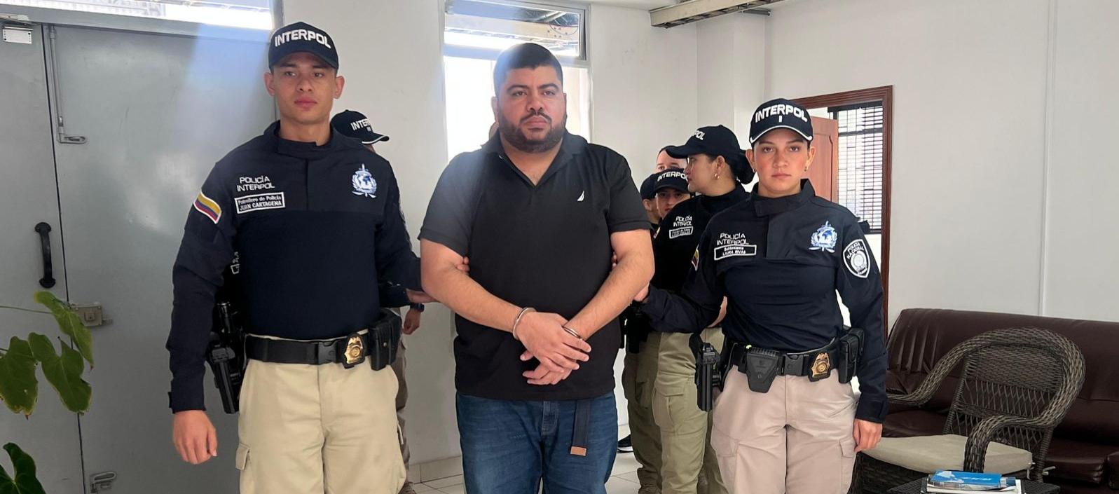 Kevin Simón López Barros en el proceso de extradición a Estados Unidos. 
