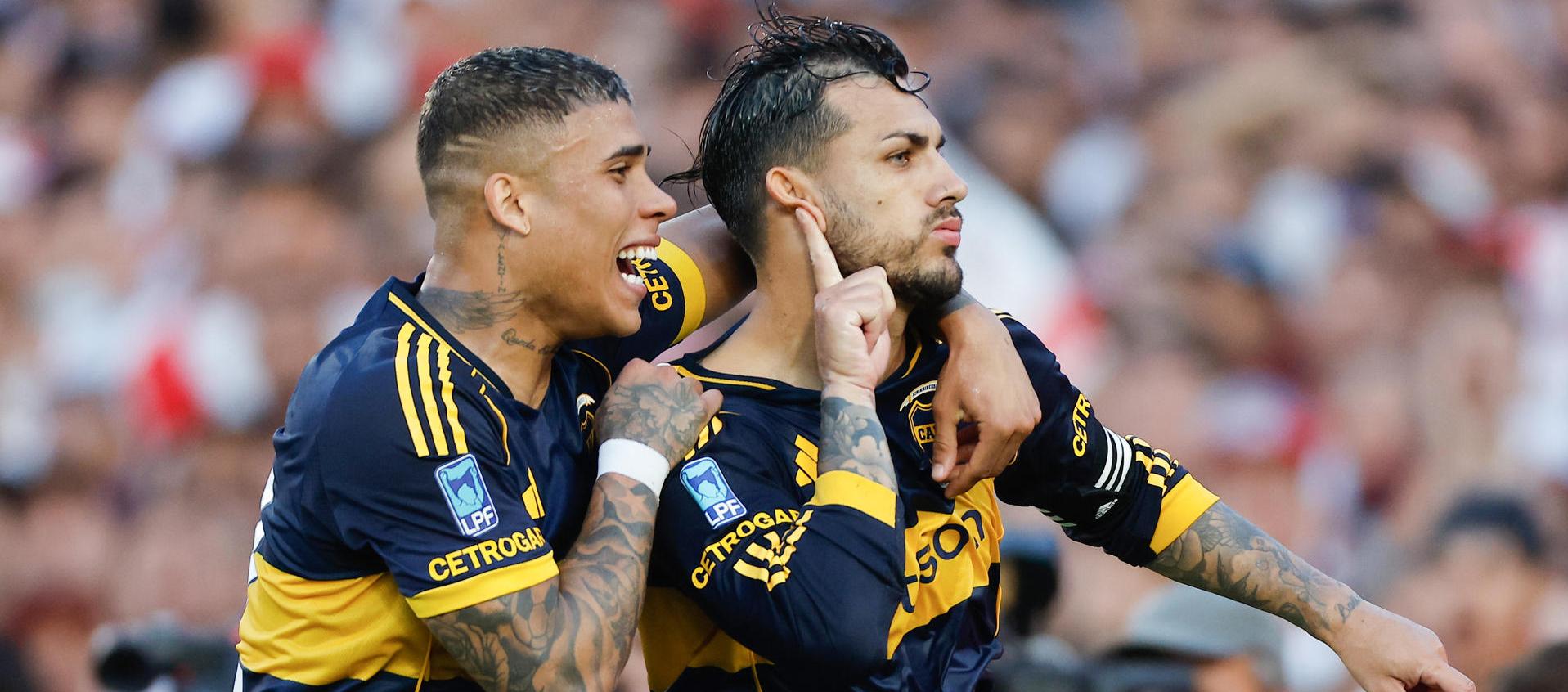 Leandro Paredes celebrando el único gol del partido.