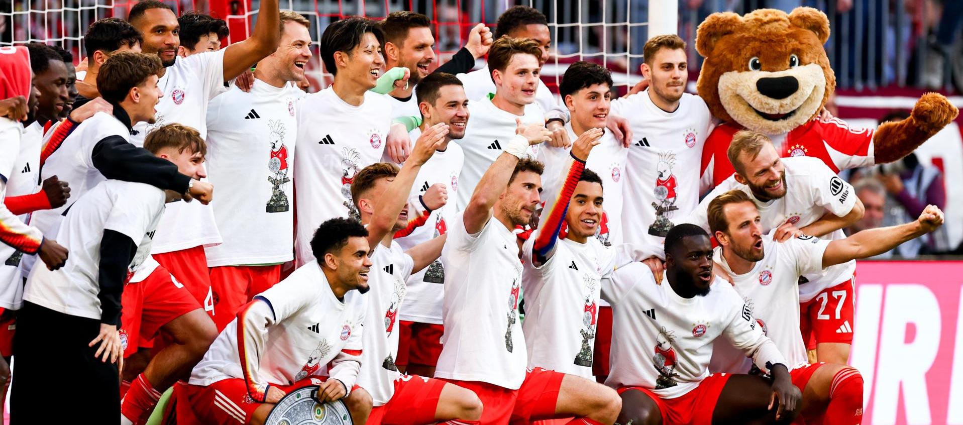 Los jugadores del Bayern celebran la Bundesliga 