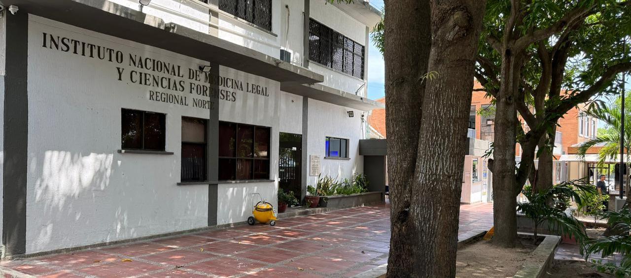 El cuerpo de la víctima se encuentra en Medicina Legal. 