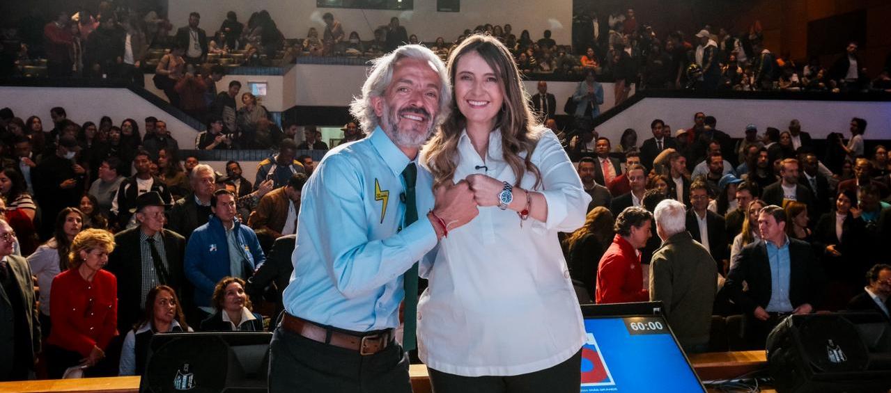 Juan Daniel Oviedo y Paloma Valencia.