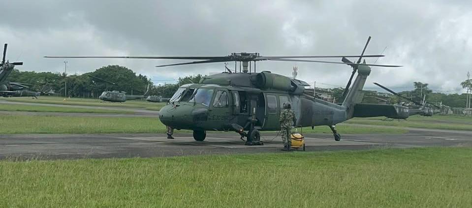  Referencia de helicóptero Sikorsky UH-60 del Ejército