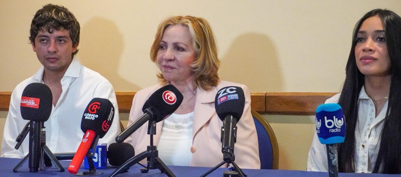 Silvia Gette Ponce y su abogada Bianith Bohórquez.