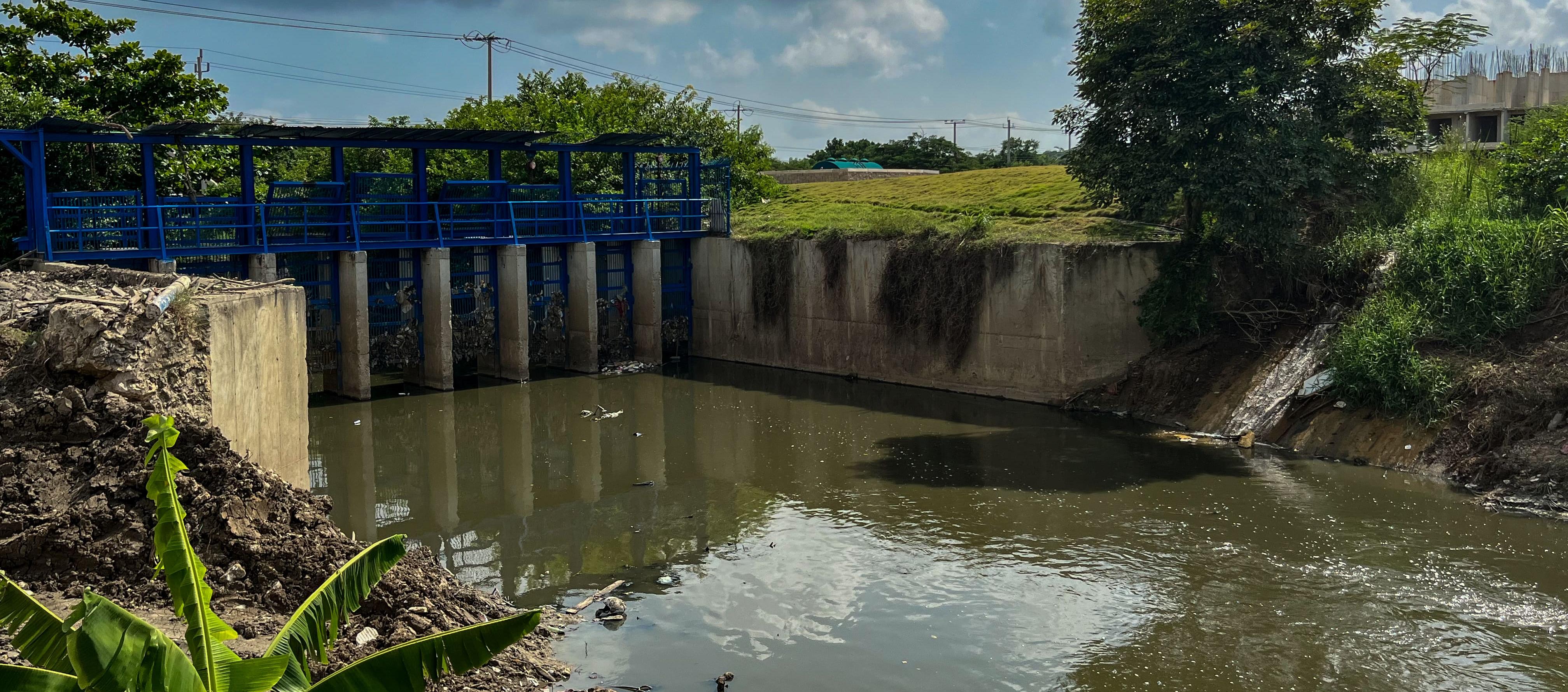 Además de las acciones de limpieza, se están adelantando jornadas de sensibilización sobre el uso de residuos sólidos.