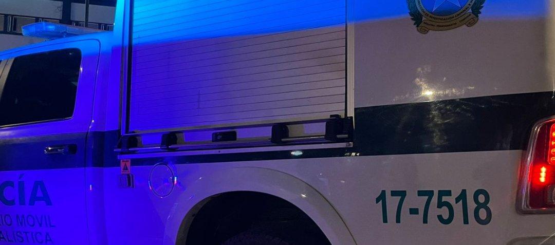 Unidad de la Policía en el lugar del ataque