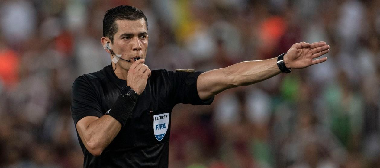 Andrés Rojas, árbitro internacional colombiano. 