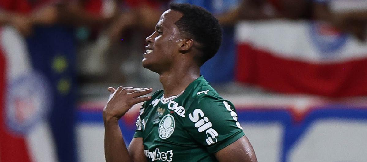El colombiano Jhon Arias marcó el primer gol de Palmeiras ante Bahía.