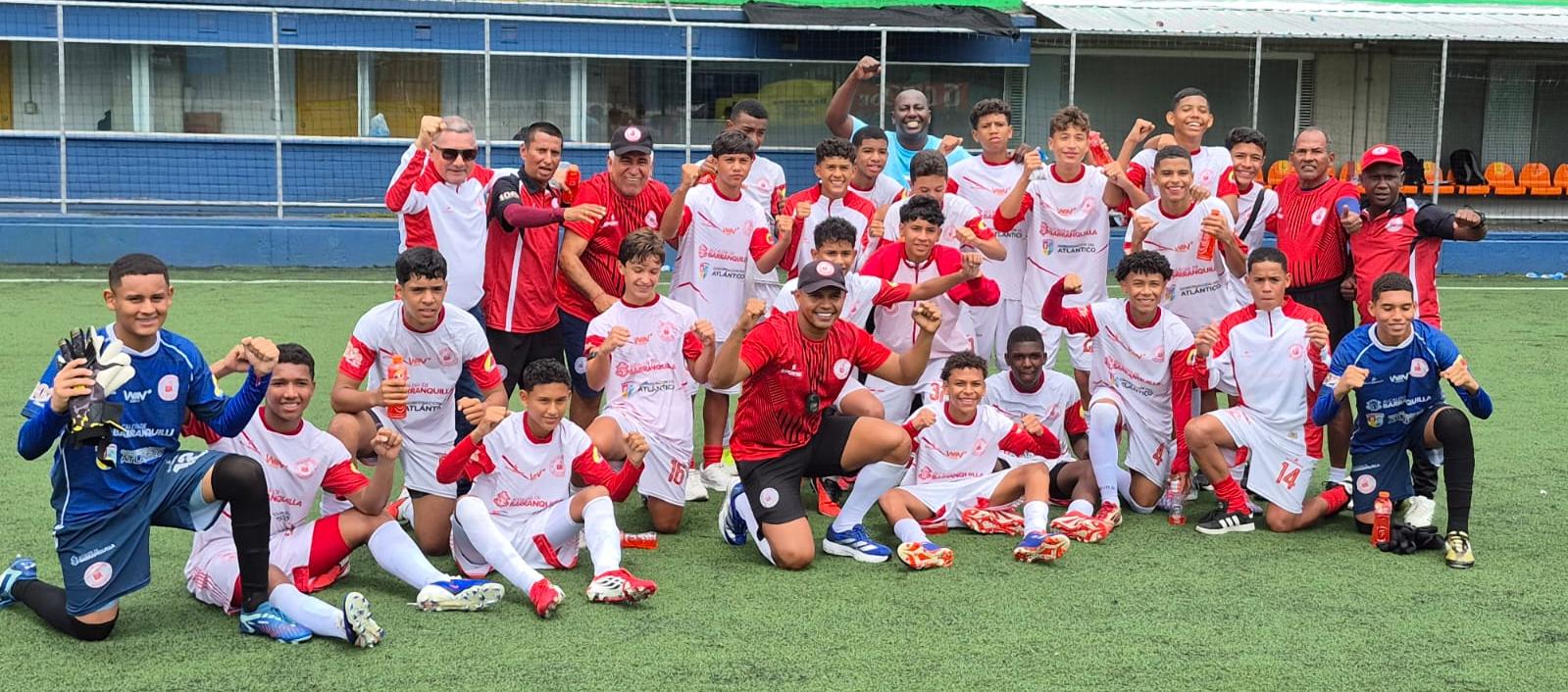 Integrantes de la selección Atlántico sub-13 tras su contundente victoria sobre Valle.