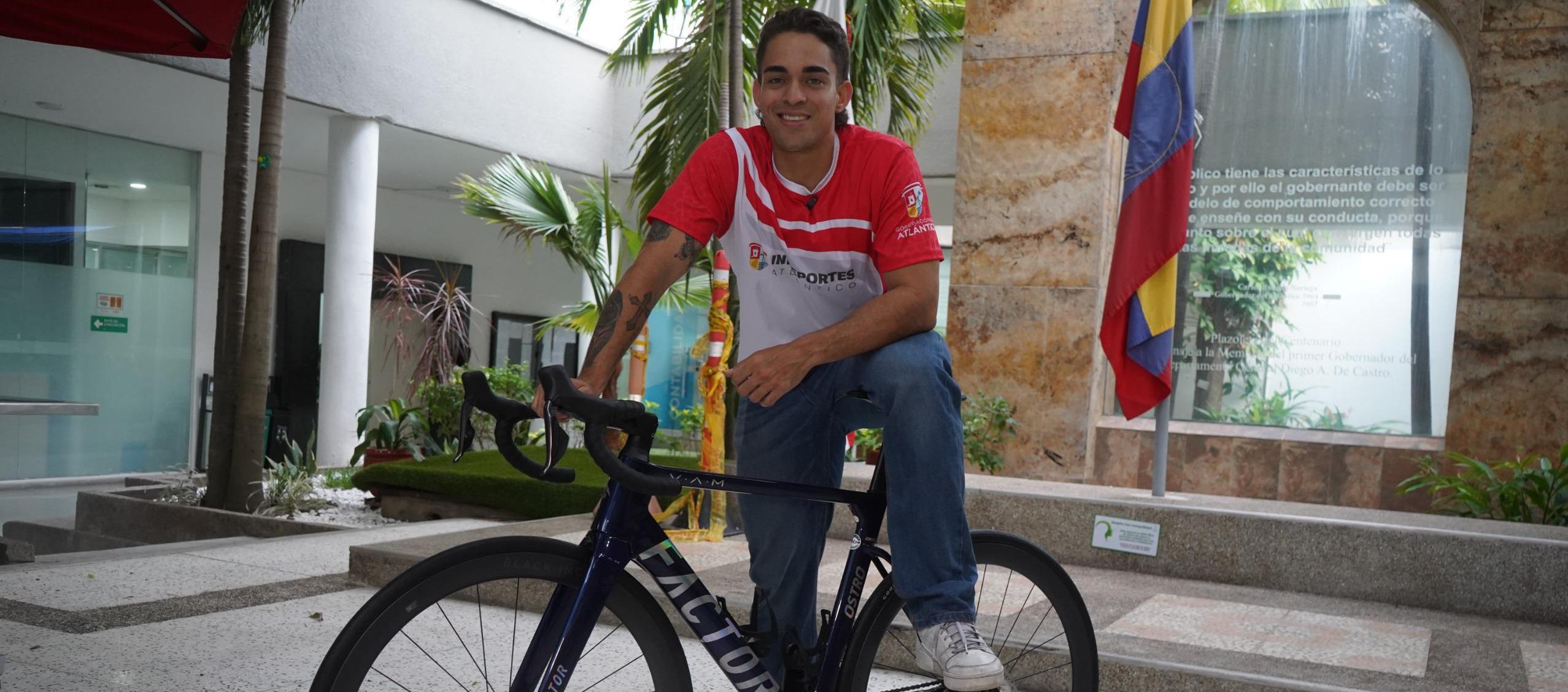 Cristian Ortega, ciclista atlanticense. 