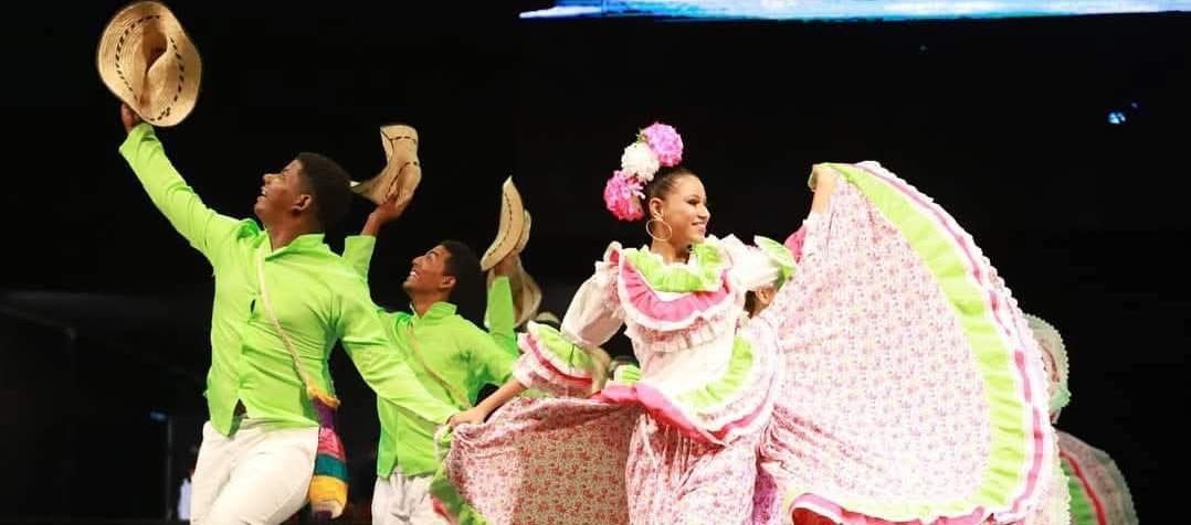 Danza Son de pajarito. 