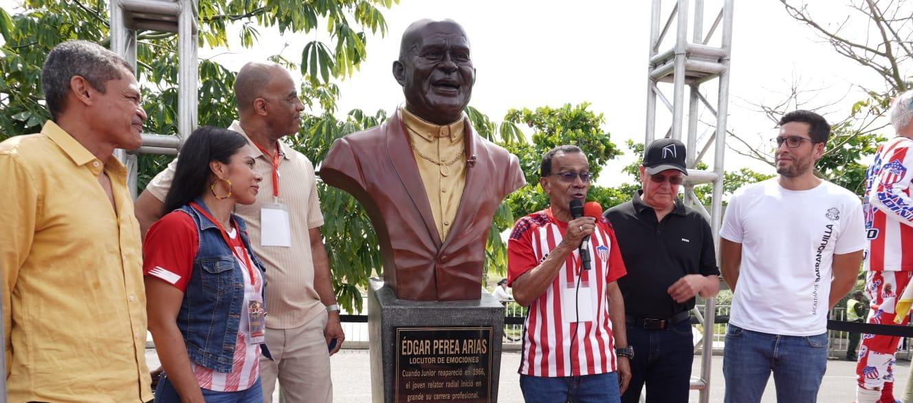 En 2024, fue develado el busto de Édgar Perea en la Ventana de Campeones con la presencia de varios de sus hijos. 