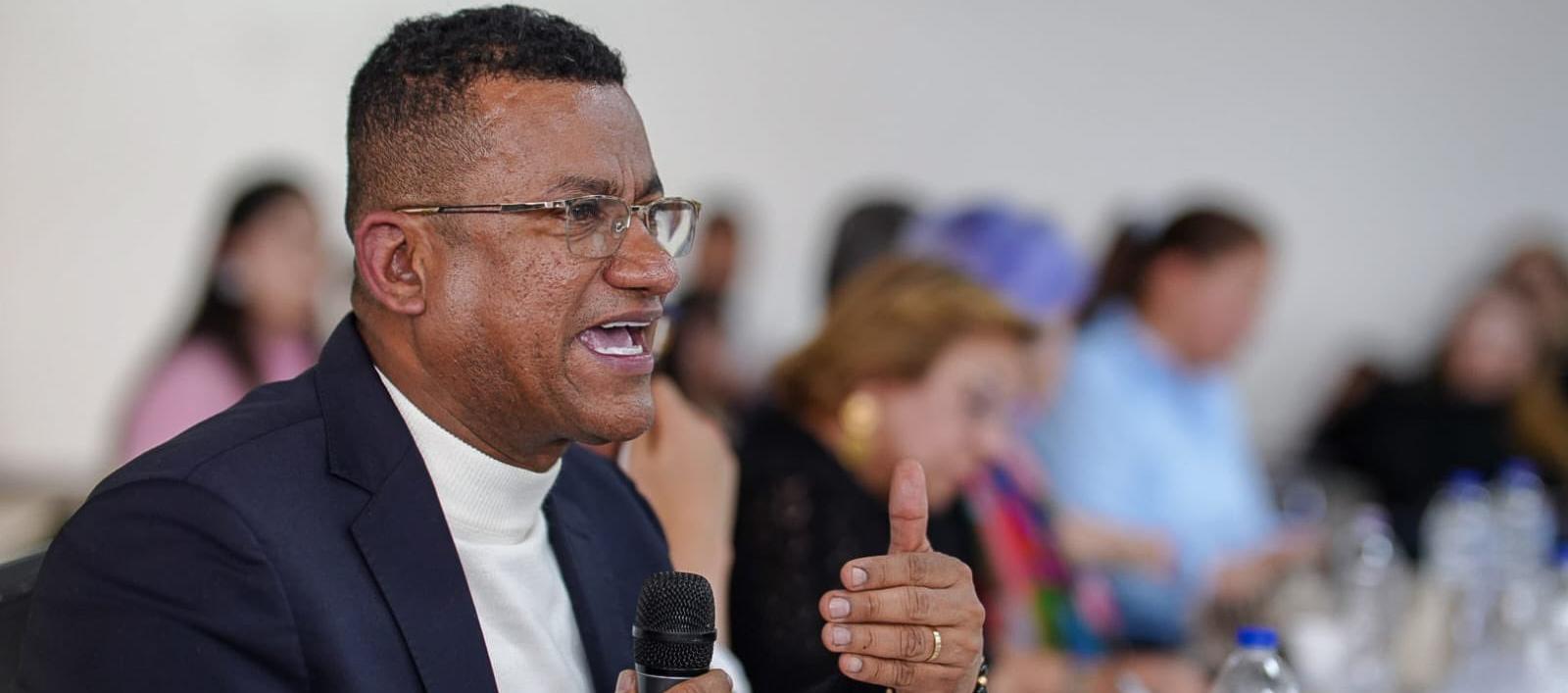 Luis Alfonso Escobar, gobernador de Nariño. 