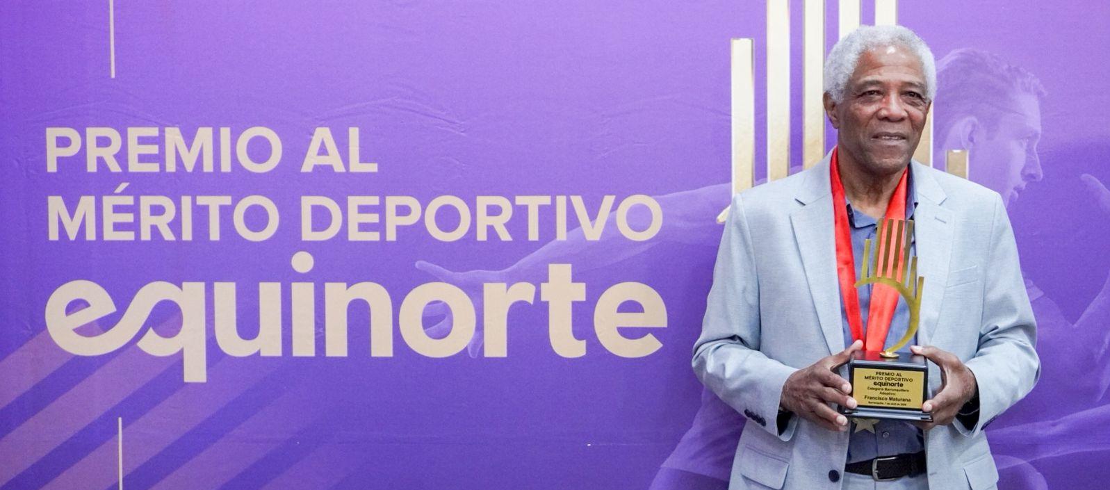 Francisco Maturana tras recibir el premio como Hijo Adoptivo de Barranquilla.