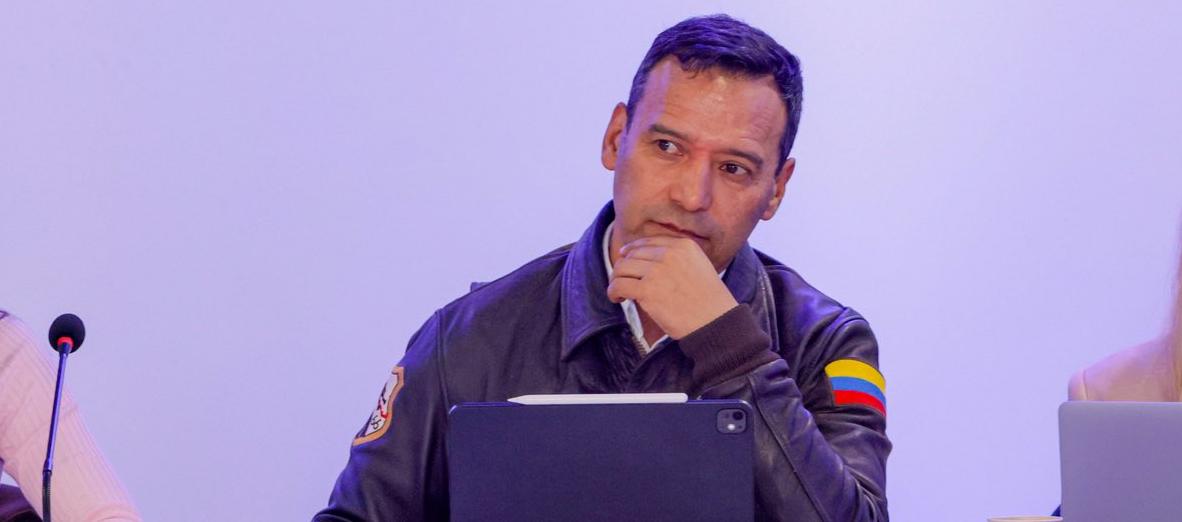 Pedro Sánchez, ministro de Defensa. 