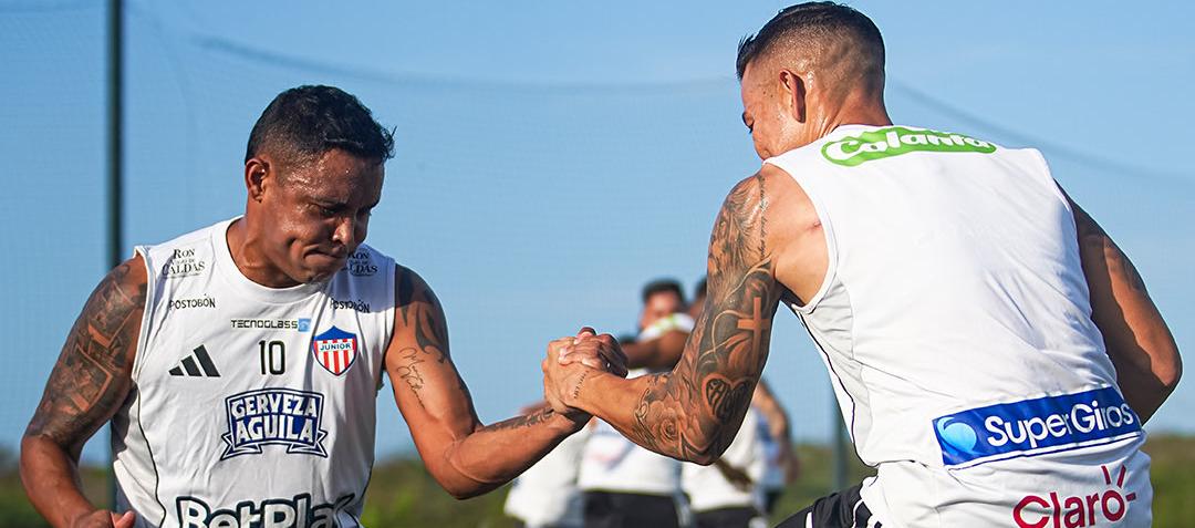 Luis Fernando Muriel y Harold Rivera durante un entrenamiento.