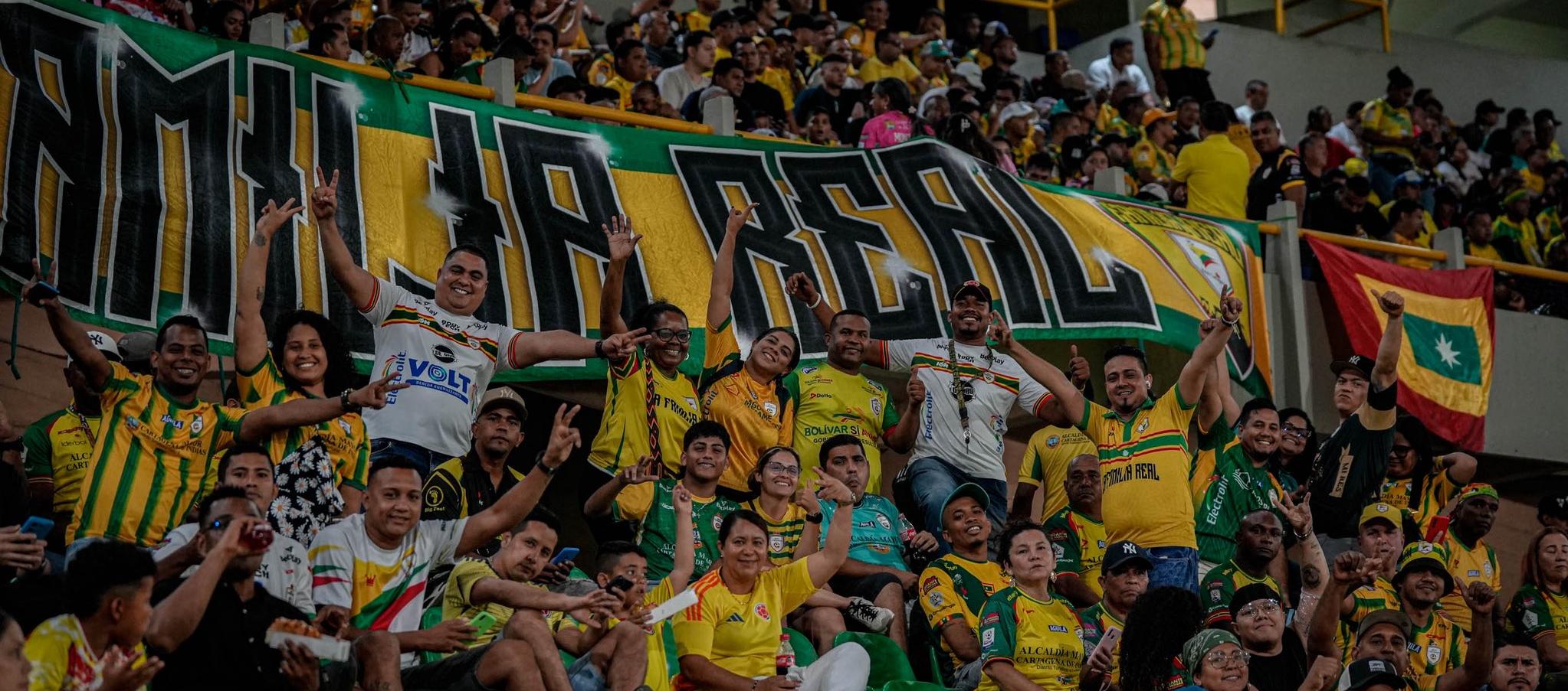 Las barras del Real Cartagena no podrán entrar al Romelio Martínez.