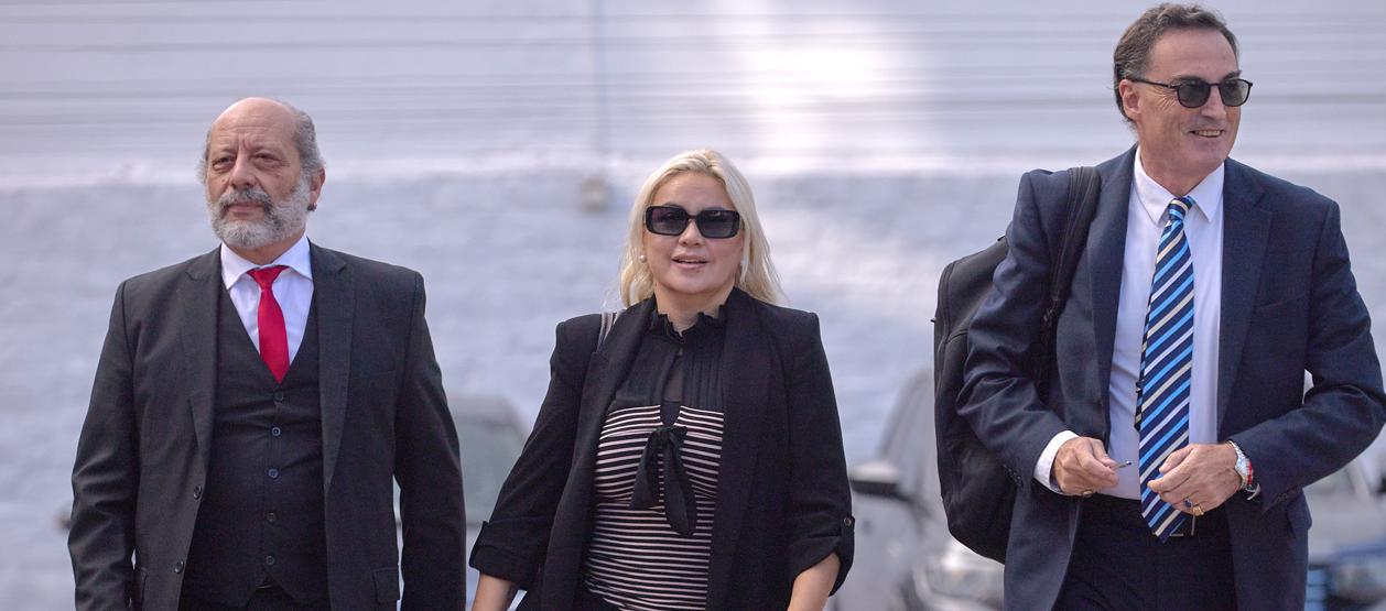 Verónica Ojeda, expareja de Diego Maradona, a su llegada al tribunal de San Isidro.