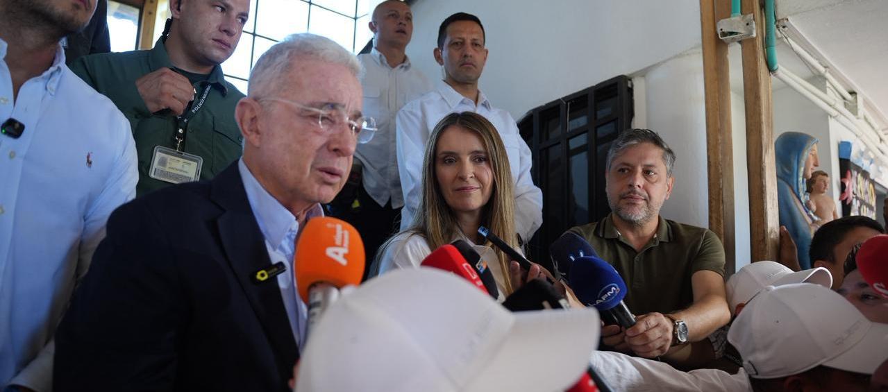 Álvaro Uribe y Paloma Valencia.
