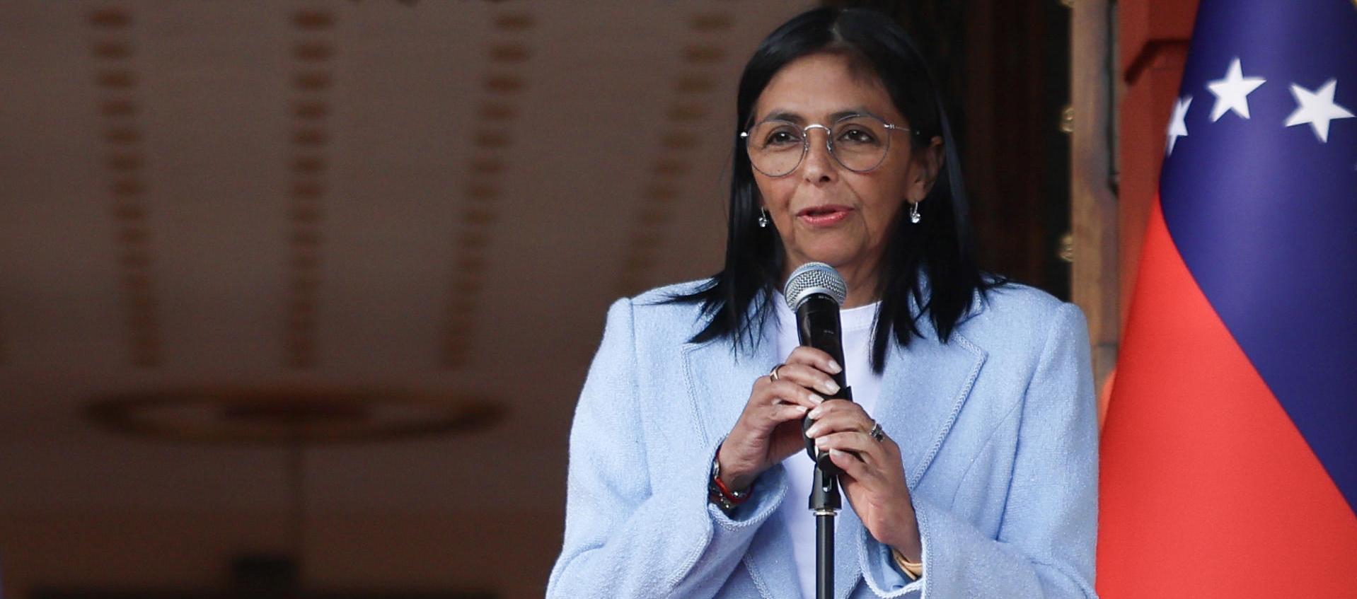 Delcy Rodríguez, presidente encargada de Venezuela anunció la iniciativa para los jóvenes migrantes.