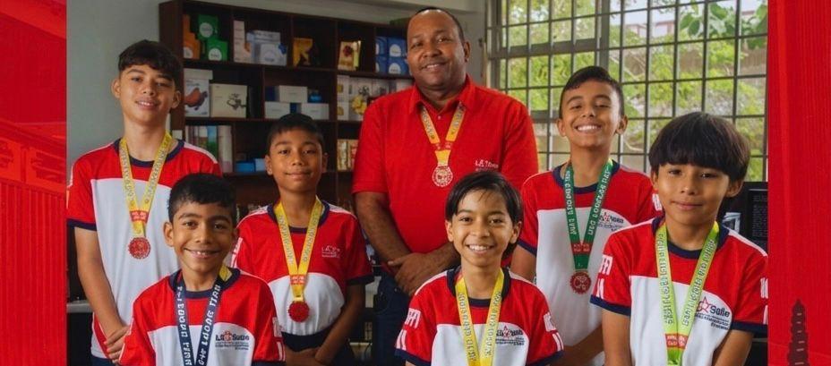 Estos son los estudiantes que estarán en competencia. 