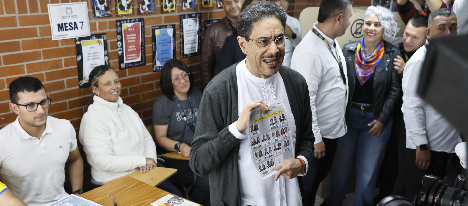 El candidato presidencial Iván Cepeda. 