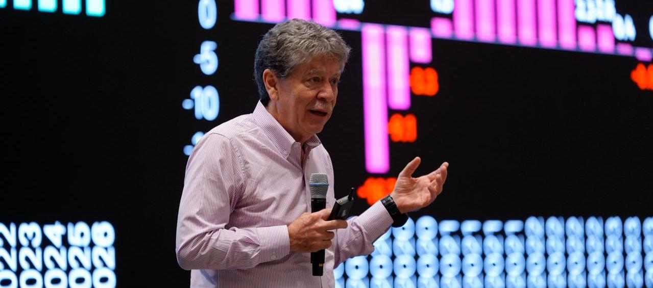 Bruce Mac Master, presidente de la Andi.
