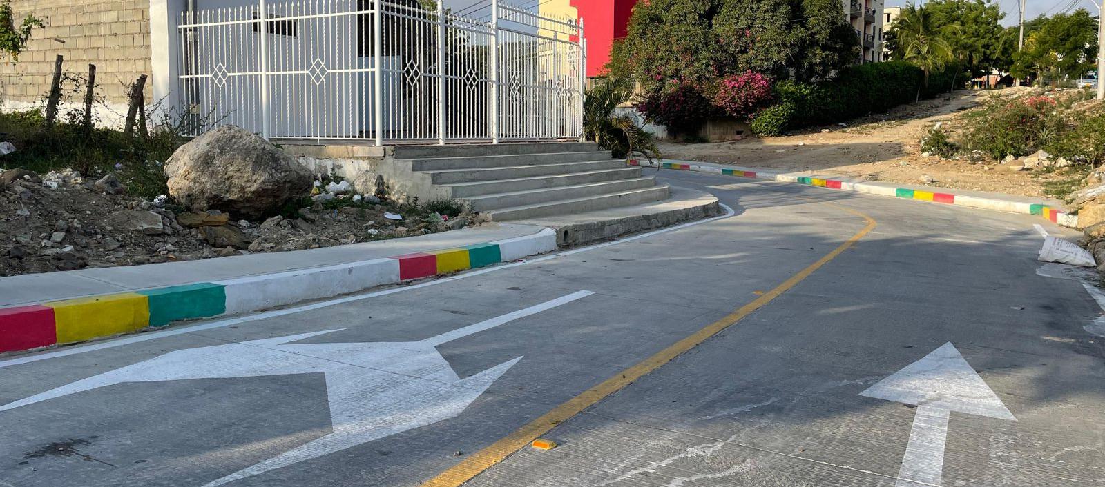 Alcaldía de Barranquilla entrega obras viales en el barrio Campo alegre.