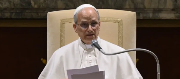 El Papa León XIV advierte sobre riesgos en la "dignidad humana" por uso de la Inteligencia Artificial.
