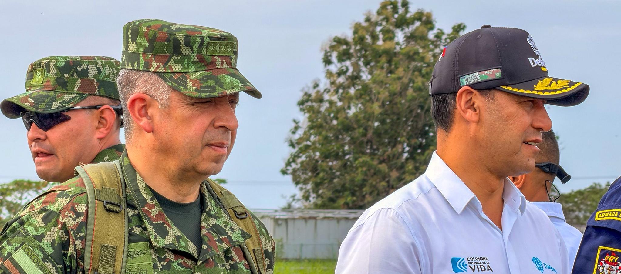 El comandante de las Fuerzas Militares, el general Hugo Alejandro López.