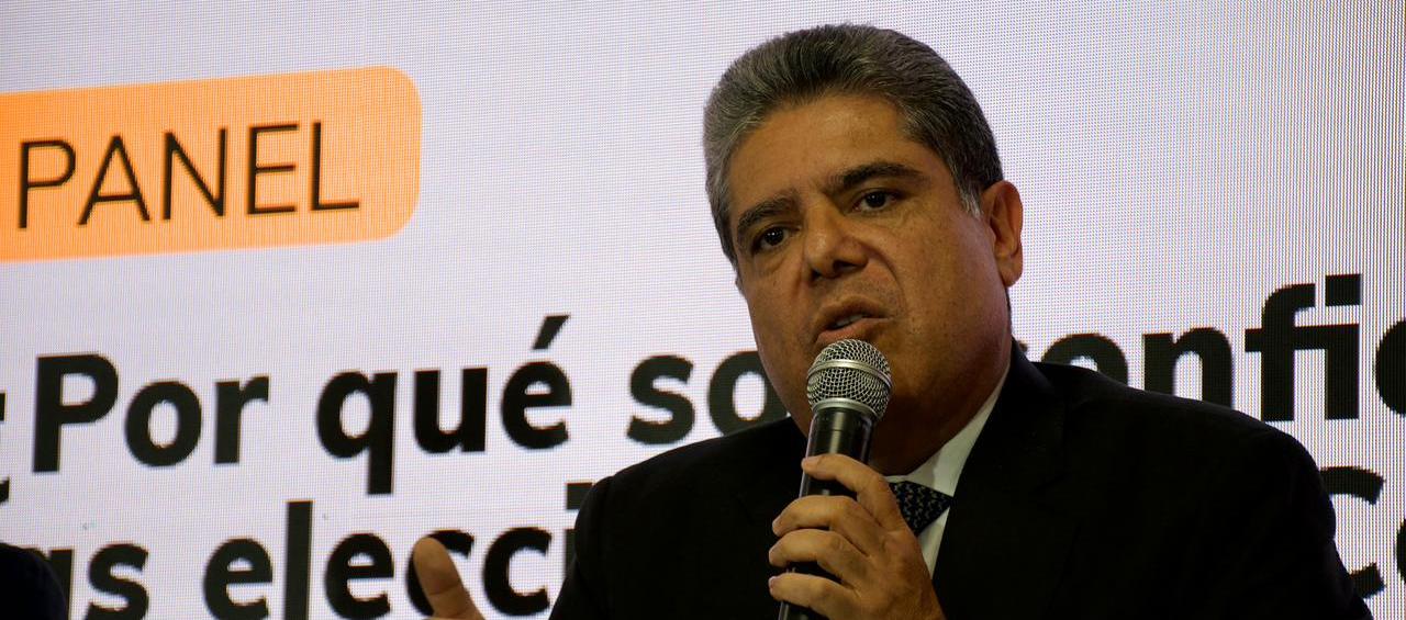 El Contralor General, Carlos Hernán Rodríguez.