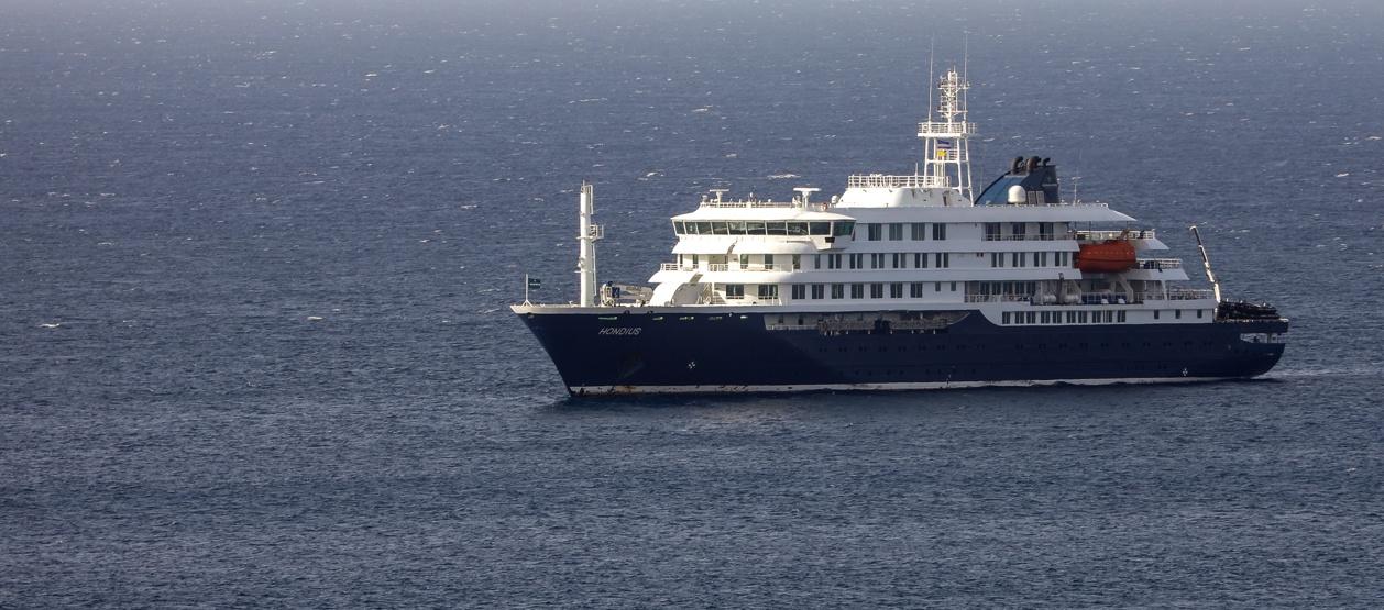 El crucero HM Hondius.