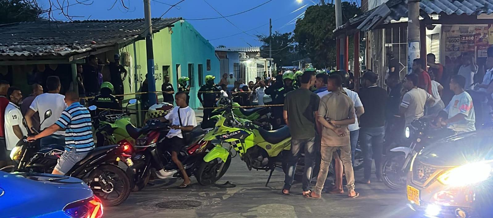 La Policía acordonó el área de los hechos. 
