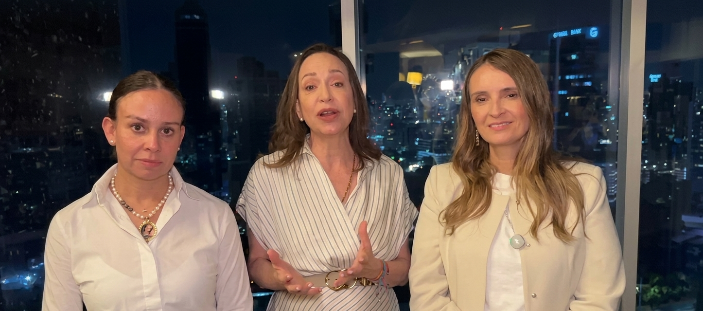 María Claudia Tarazona, María Corina Machado y Paloma Valencia.