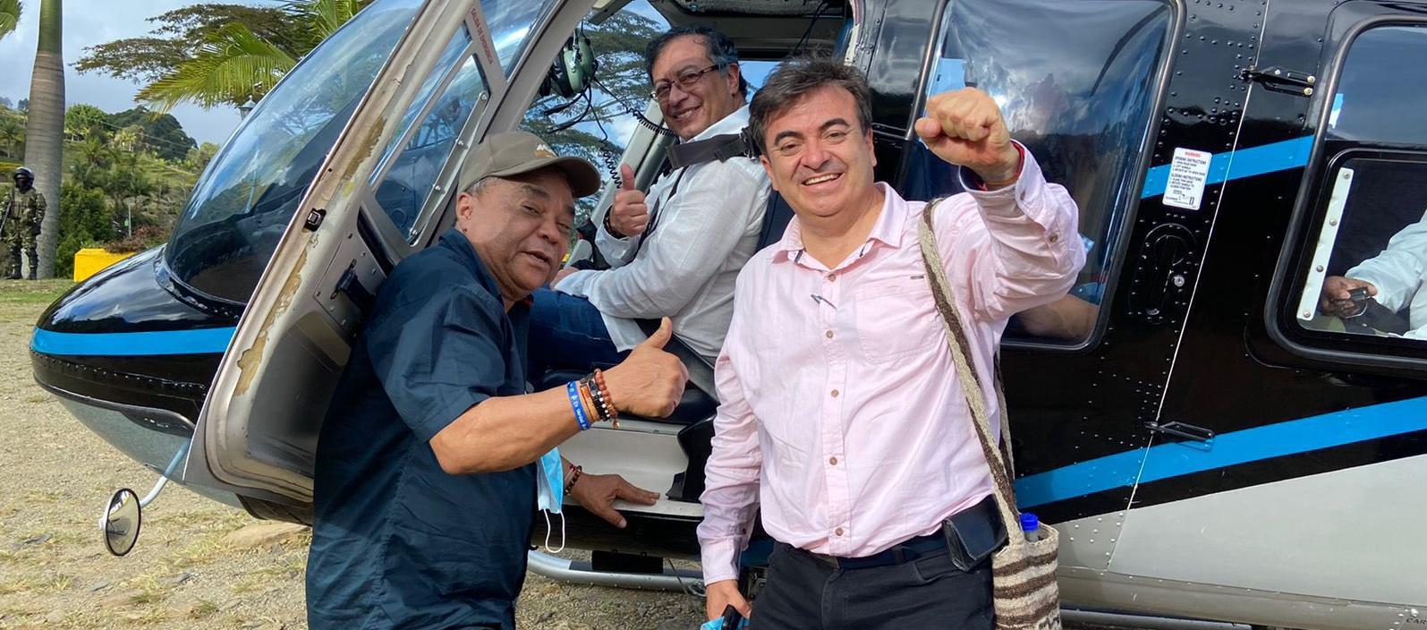 Petro y Olmedo López.