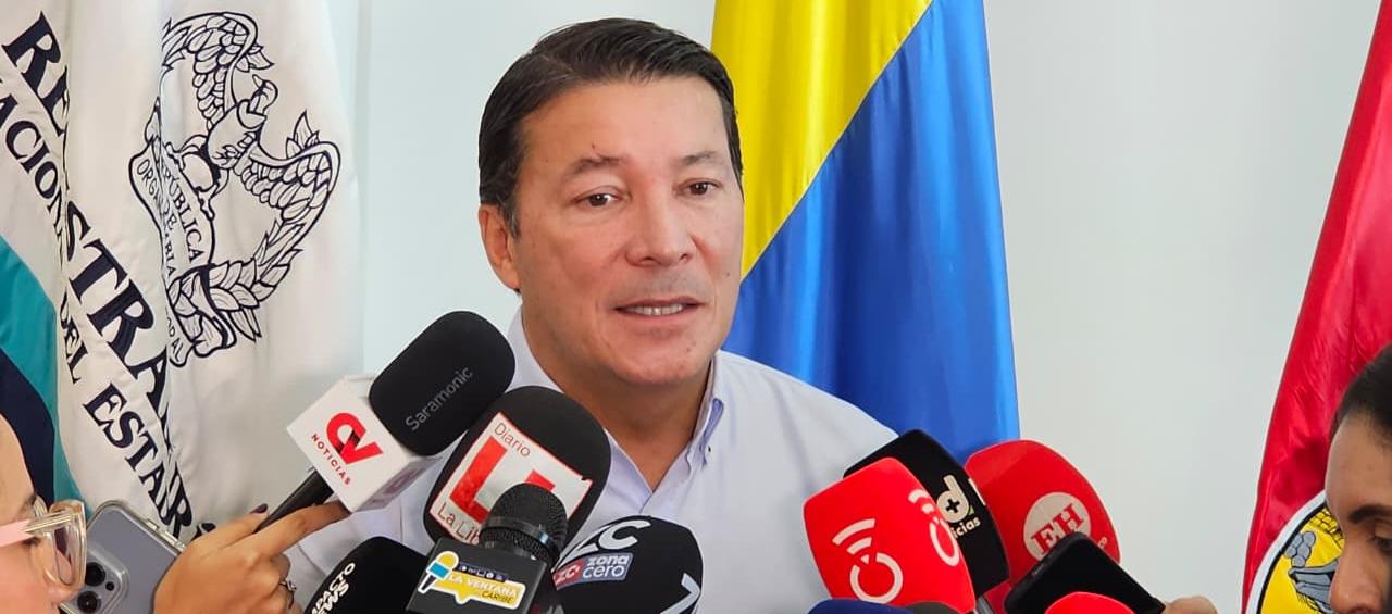 Hernán Penagos, Registrador Nacional. 