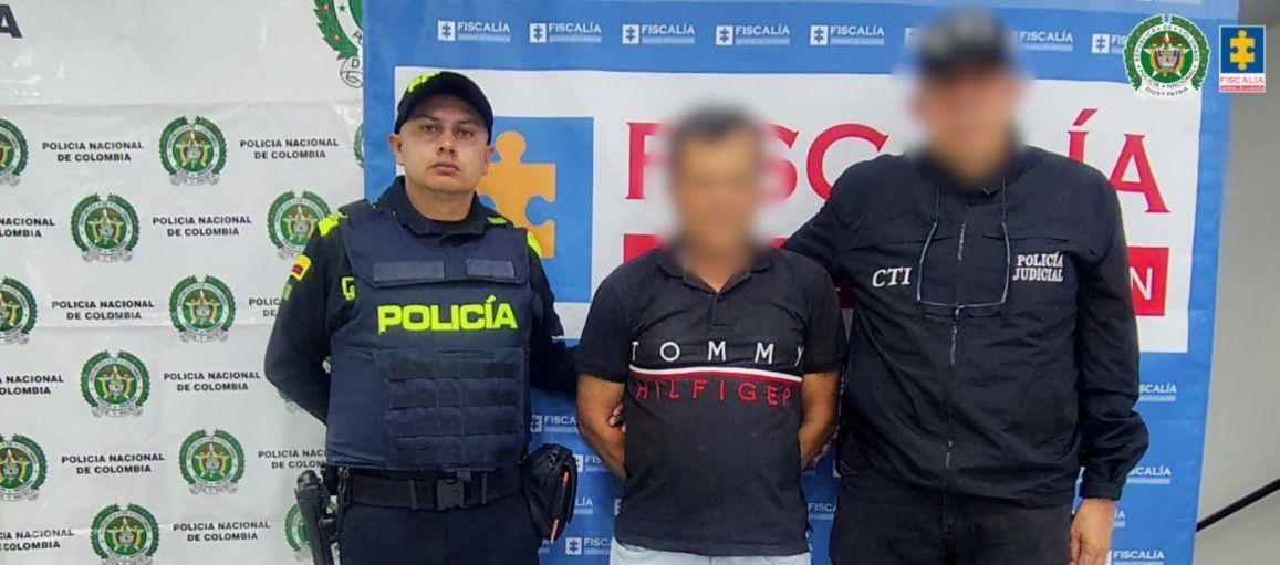 Hombre detenido por presuntamente abusar de sus cinco hijas, dos sobrinas y una nieta 