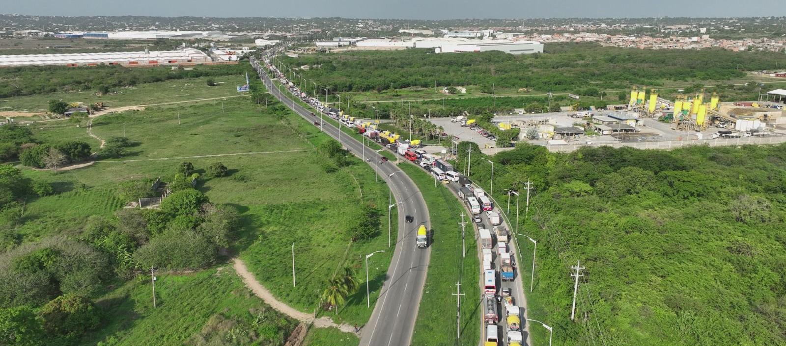 Afectaciones a la movilidad en la vía de La Cordialidad. 