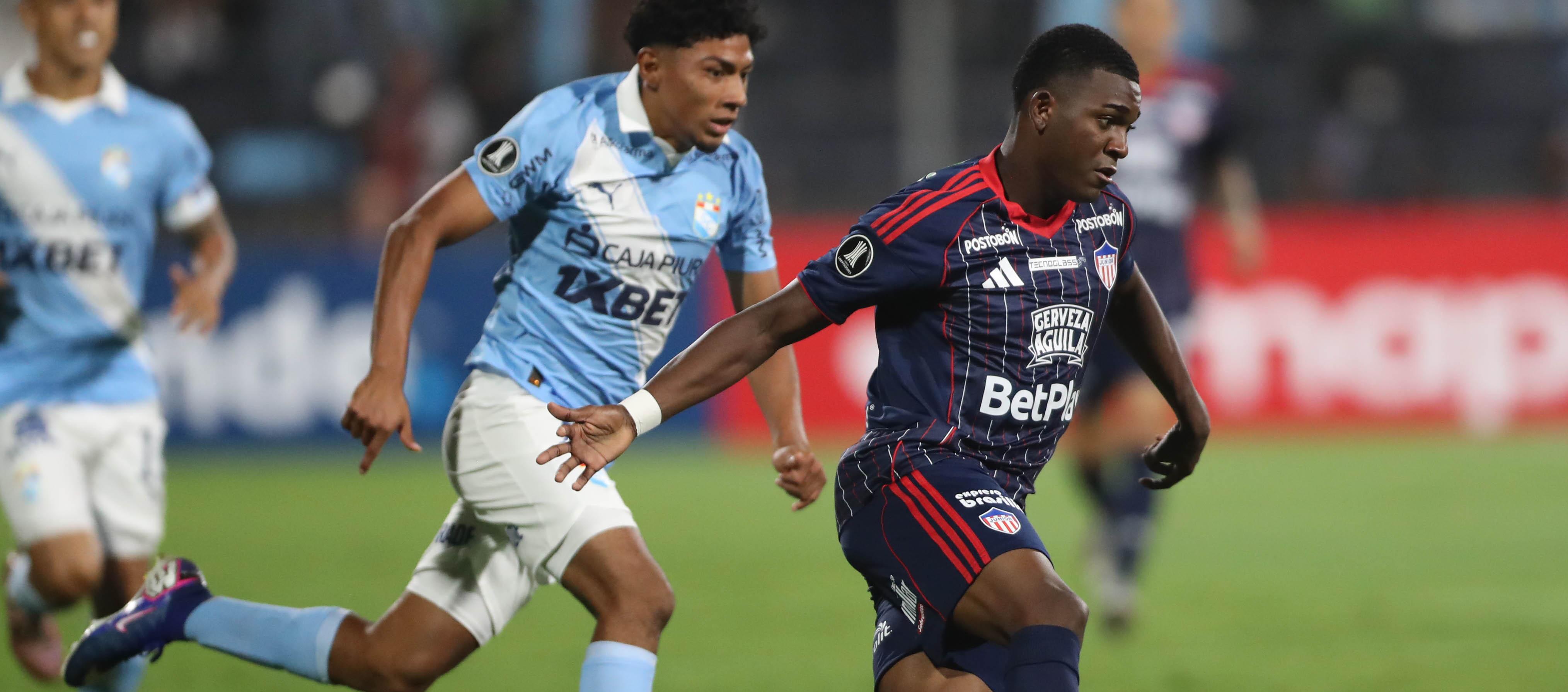 Joel Canchimbo durante el partido contra Sporting Cristal, en Lima. 