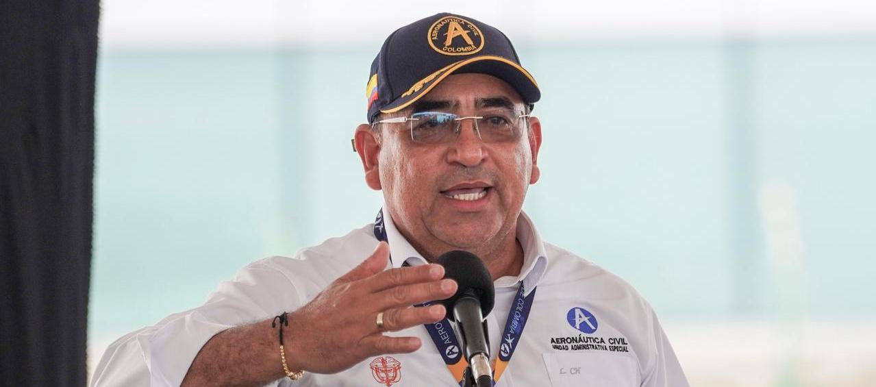 Luis Alfonso Martínez Chimenty, director de la Aeronáutica Civil.
