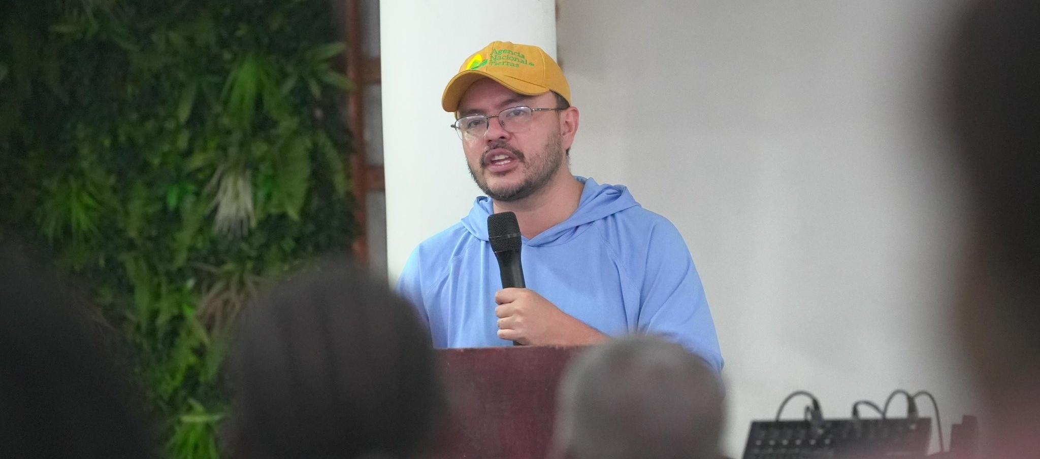Felipe Harman, director de la Agencia Nacional de Tierras. 