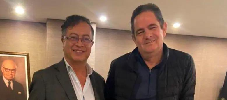 Gustavo Petro y Germán Vargas Lleras.