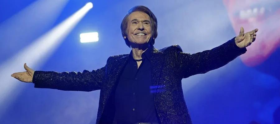 El cantante Raphael.