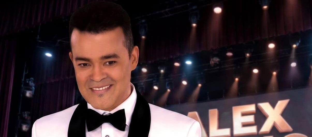 Alex Bueno. 