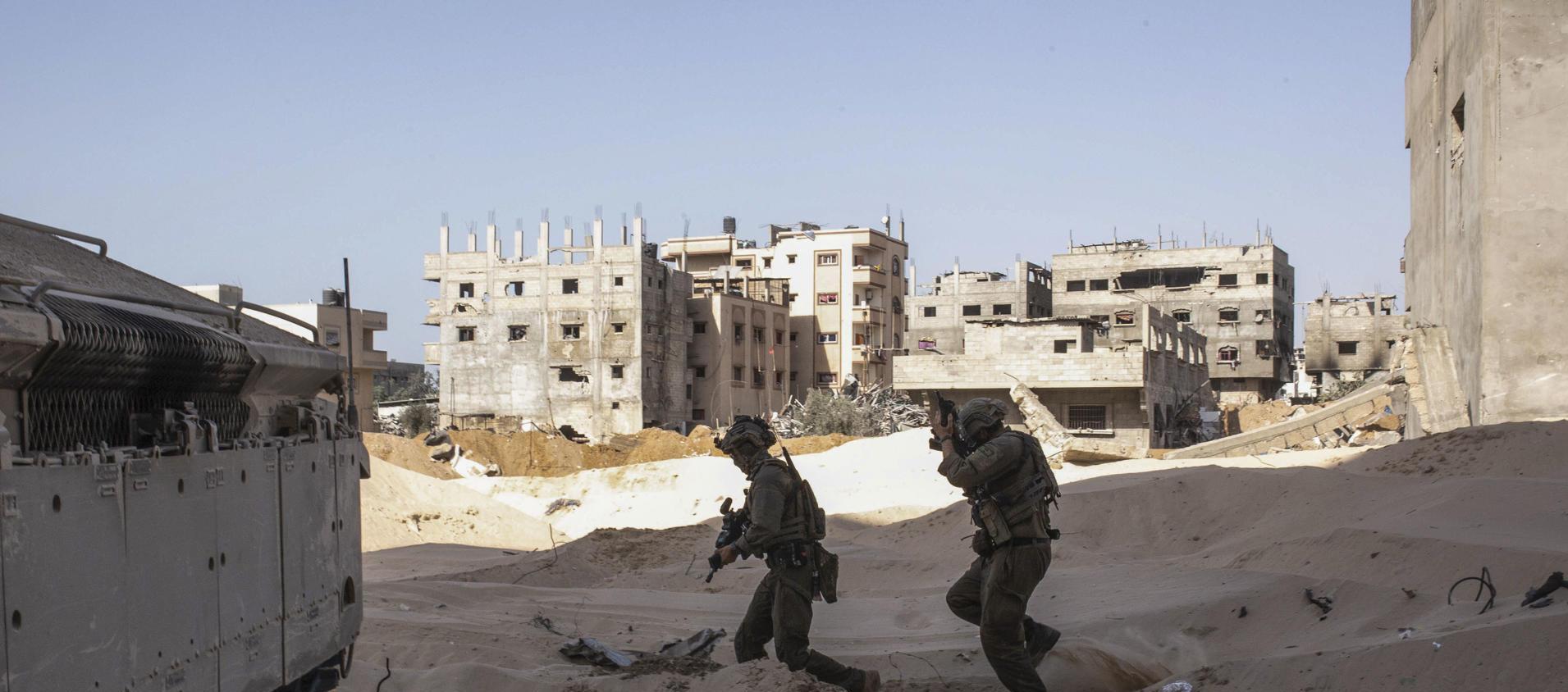 Destrucción en Gaza por ataques de Israel.