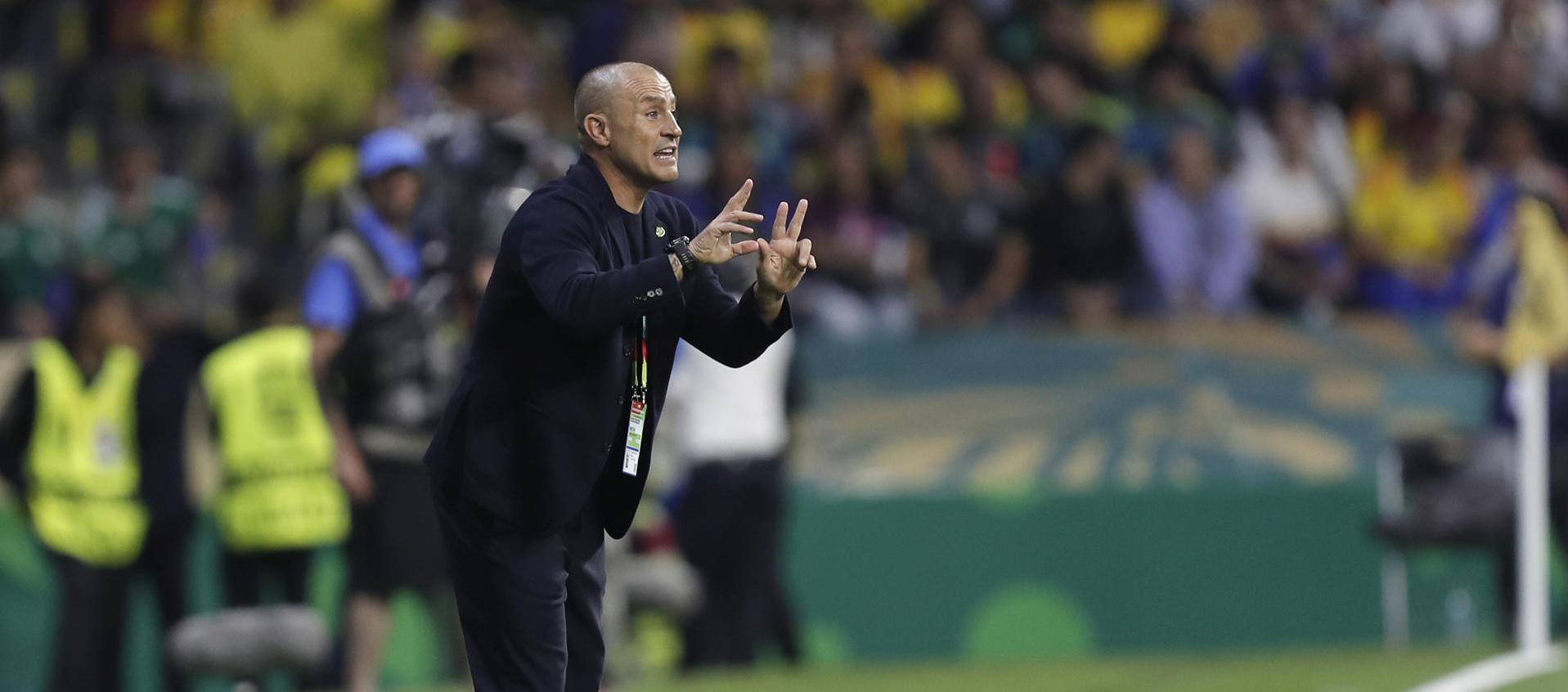 Fabio Cannavaro, entrenador de Uzbekistán.