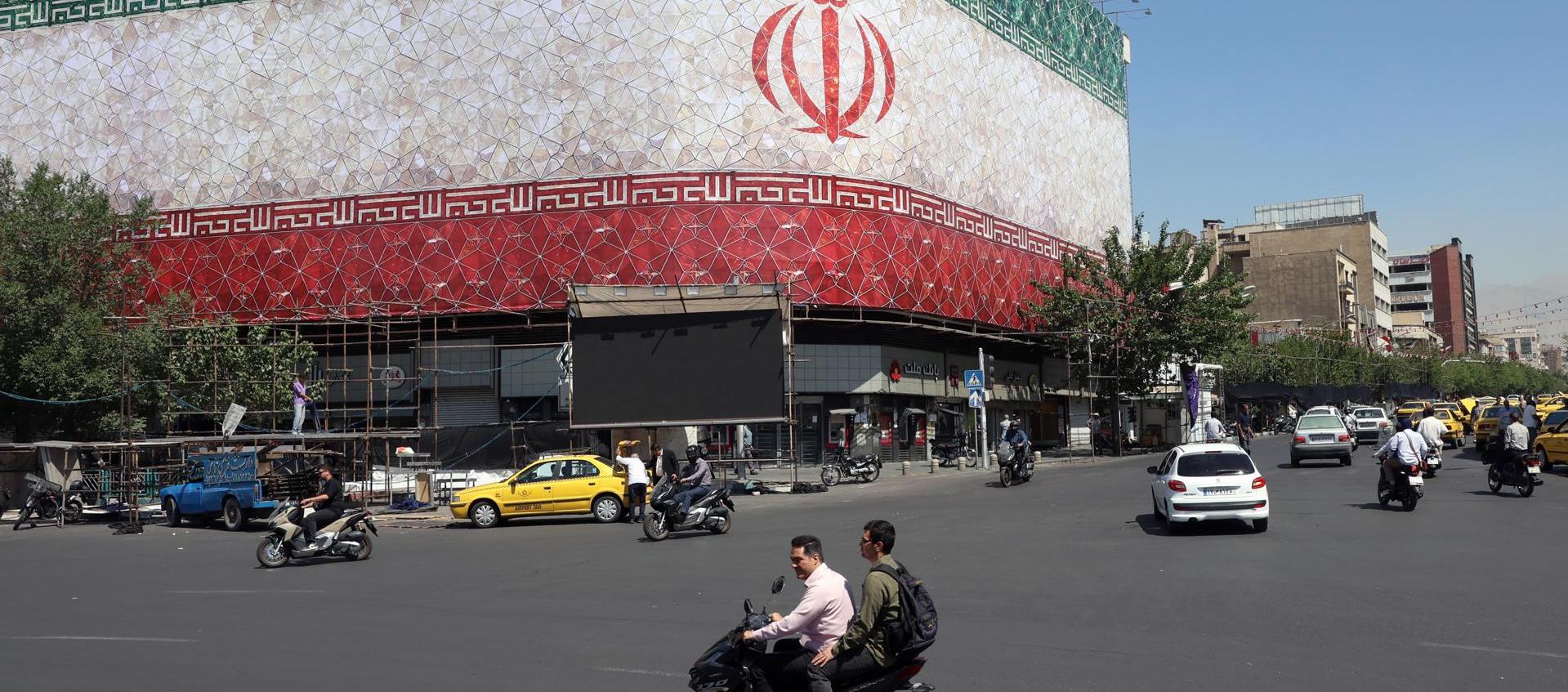 Plaza Enqelab de Teherán, Irán. 