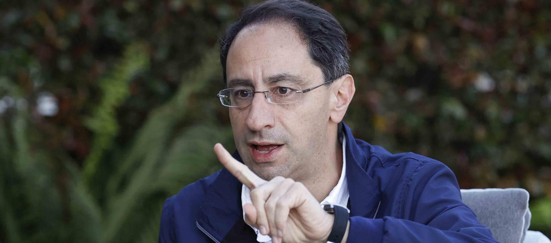 José Manuel Restrepo, hablando en entrevista con EFE, en Bogotá 